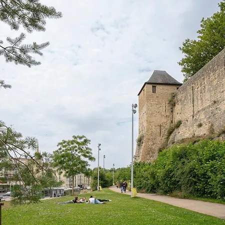 Artem - Centre - Universite דירה קאין